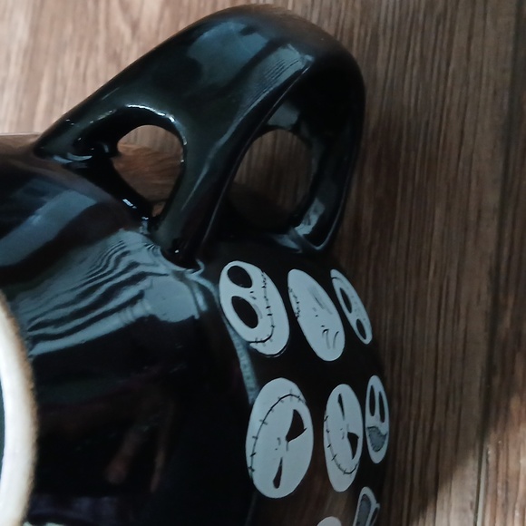 Nightmare Before Christmas mug - Picture 5 of 9